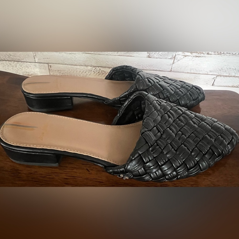 Sam Edelman Page Mules in Black.  Size 8.5 - Picture 2 of 7